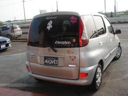 Toyota Funcargo X picture