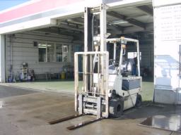 Nissan FORKLIFT  picture