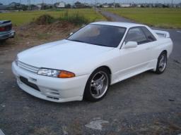 Nissan SKYLINE 