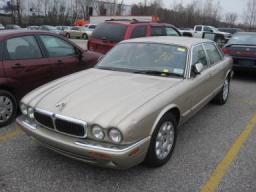 Jaguar XJ8