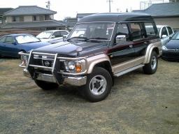 Nissan SAFARI