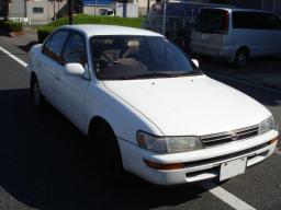 Toyota Corolla SE SALOON
