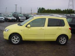 Mazda DEMIO   picture