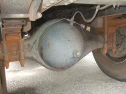 Isuzu GIGA tank lorry picture