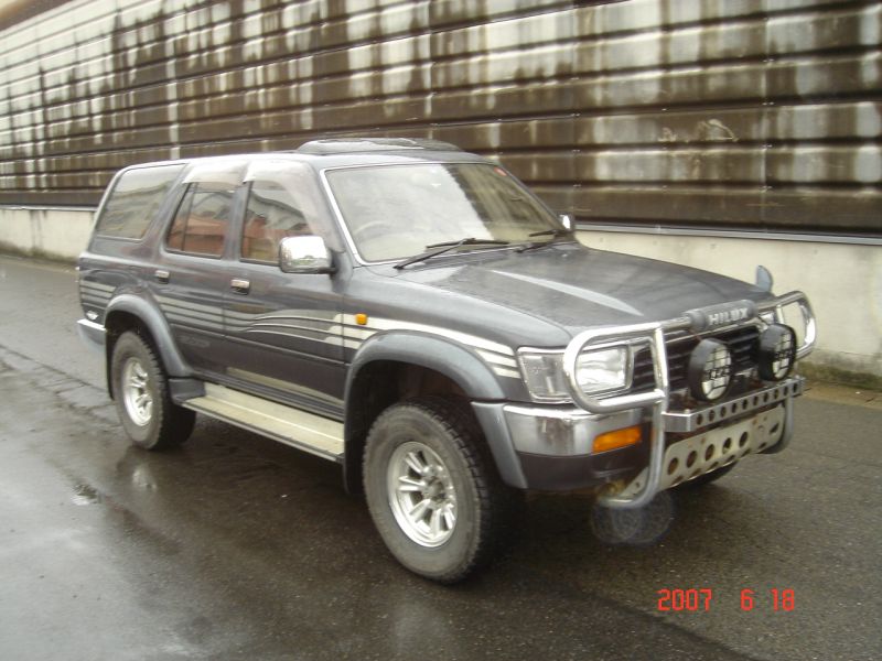 Toyota Hilux SURF