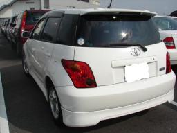 Toyota ist 1.3F-L EDITION picture