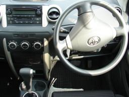 Toyota ist 1.3F-L EDITION picture