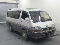 Toyota HIACE WAGON 2.0 SUPER CUSTOM TRIPL-MOON RO