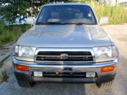TOYOTA Hilux SURF