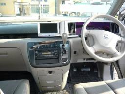 Nissan ELGRAND Highwaystar picture