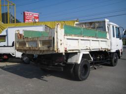 Nissan Condor UD picture