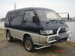 Mitsubishi Delica Wagon 