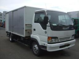 Isuzu forward  