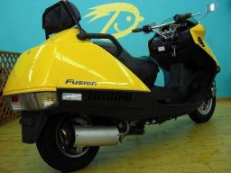 Honda BIG SCOOTER 250cc picture