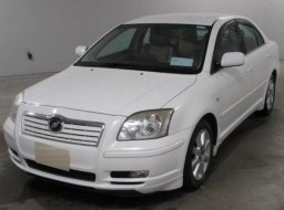 Used Toyota AVENSIS
