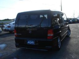 Mercedes-Benz V230  picture