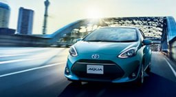 Toyota AQUA Crossover picture