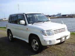 Mitsubishi PAJERO io ZR picture