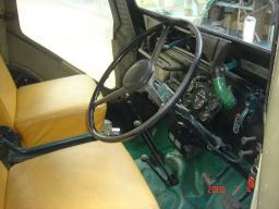 Mitsubishi JEEP CLASSIC picture