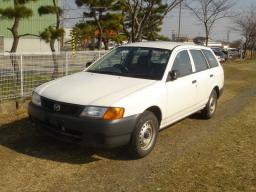 Mazda Familia DX picture