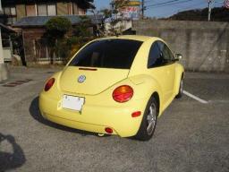 VolksWagen New Beetle Base picture
