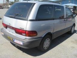 Toyota Previa LE picture