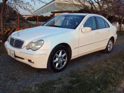 Mercedes-Benz C240 