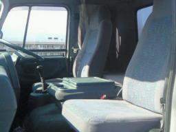 Nissan UD kondol picture