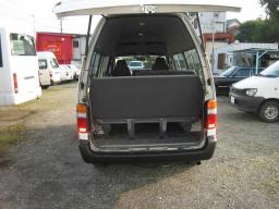 Toyota HIACE COMMUTER picture