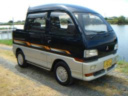 Mitsubishi Bravo 4WD SUPER EXCEED