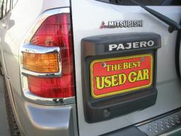 Mitsubishi PAJERO JEEP picture