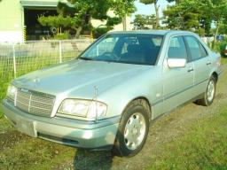 Mercedes-Benz C230  picture