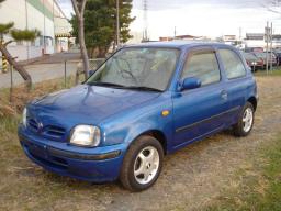 Nissan March ***