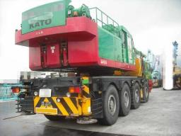 KATO CRANE 100ｔ　 picture