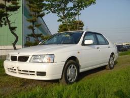 Nissan Bluebird XE