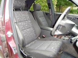 Mercedes-Benz C200 C-CLASS picture