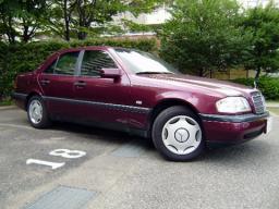 Mercedes-Benz C200 C-CLASS picture