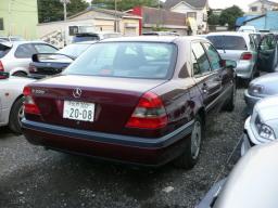 Mercedes-Benz C200 C-CLASS picture