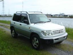 Mitsubishi Pajero IO 