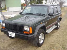Chrysler Cherokee 