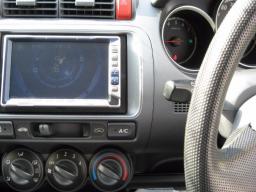 Honda Fit 1.3A picture