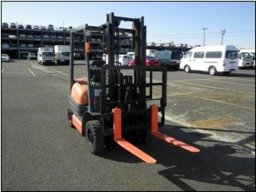 Toyota 1ton FORKLIFT 