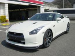 Nissan GT-R Black edition picture