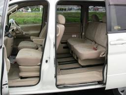 Nissan SERENA V-G Navi Package picture