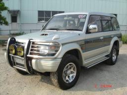 Mitsubishi Pajero EXCEED D