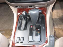 Toyota Land Cruiser VX-LTD picture