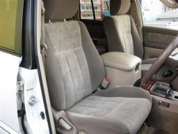 Toyota Land Cruiser VX-LTD picture