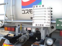 Hino TANK TRUCK 16kl picture