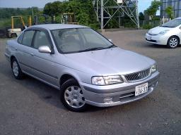 Nissan Sunny
