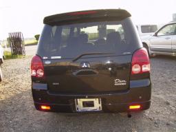 Mitsubishi Dion  picture